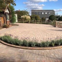 Brett Alpha Antique Block Paving Rectangular 50mm Medium Brick Pack Of 552 - Autumn Gold - NLAM50AG