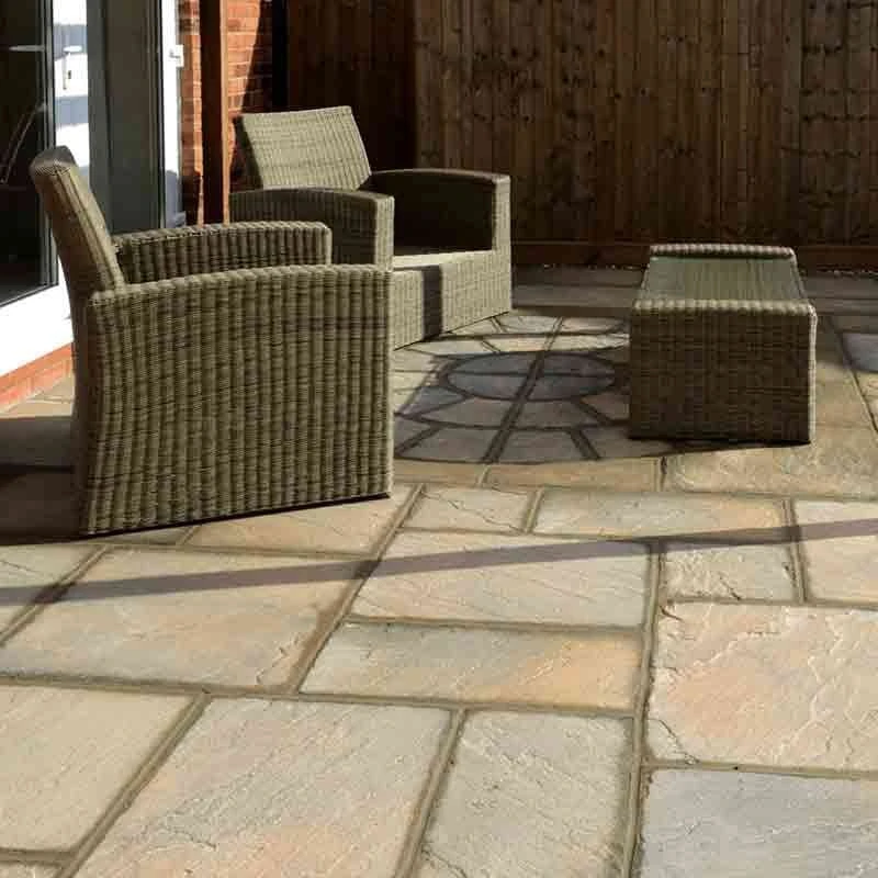 Brett Bronte Garden Paving Circle Kit 1800mm Dia. Pack Of 36 - Acorn Brown - BRFC32AB