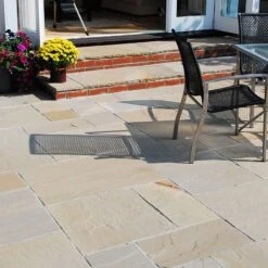 Global Stone Premium Sandstone Single Size Pack - 600 X 300 X 22mm - Pack Of 85 - York Green - YGSP3060