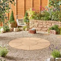 Kelkay Abbey Circle Paving Kit 2.4m For 4.52 M² - York Gold - 8504YG