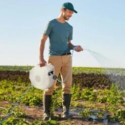 Outsunny 20m Retractable Hose Reel - 845-731V01